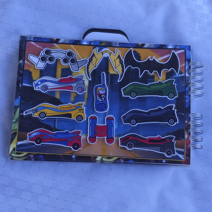 Universo Super Héroes - A4