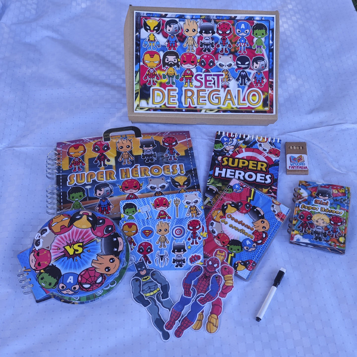 Set Universo Super Héroes completo