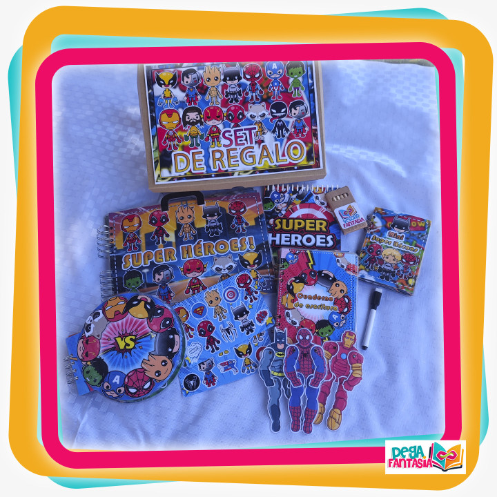 Set Universo Super Héroes completo